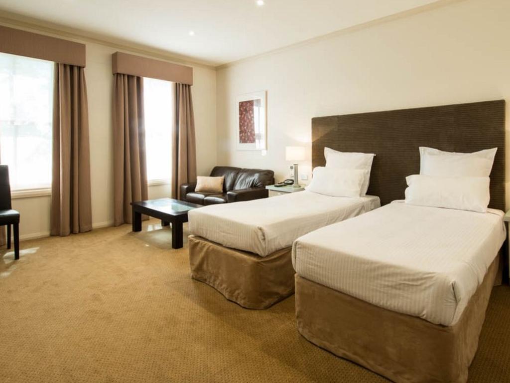 Beau Monde International Hotel Doncaster East Værelse billede