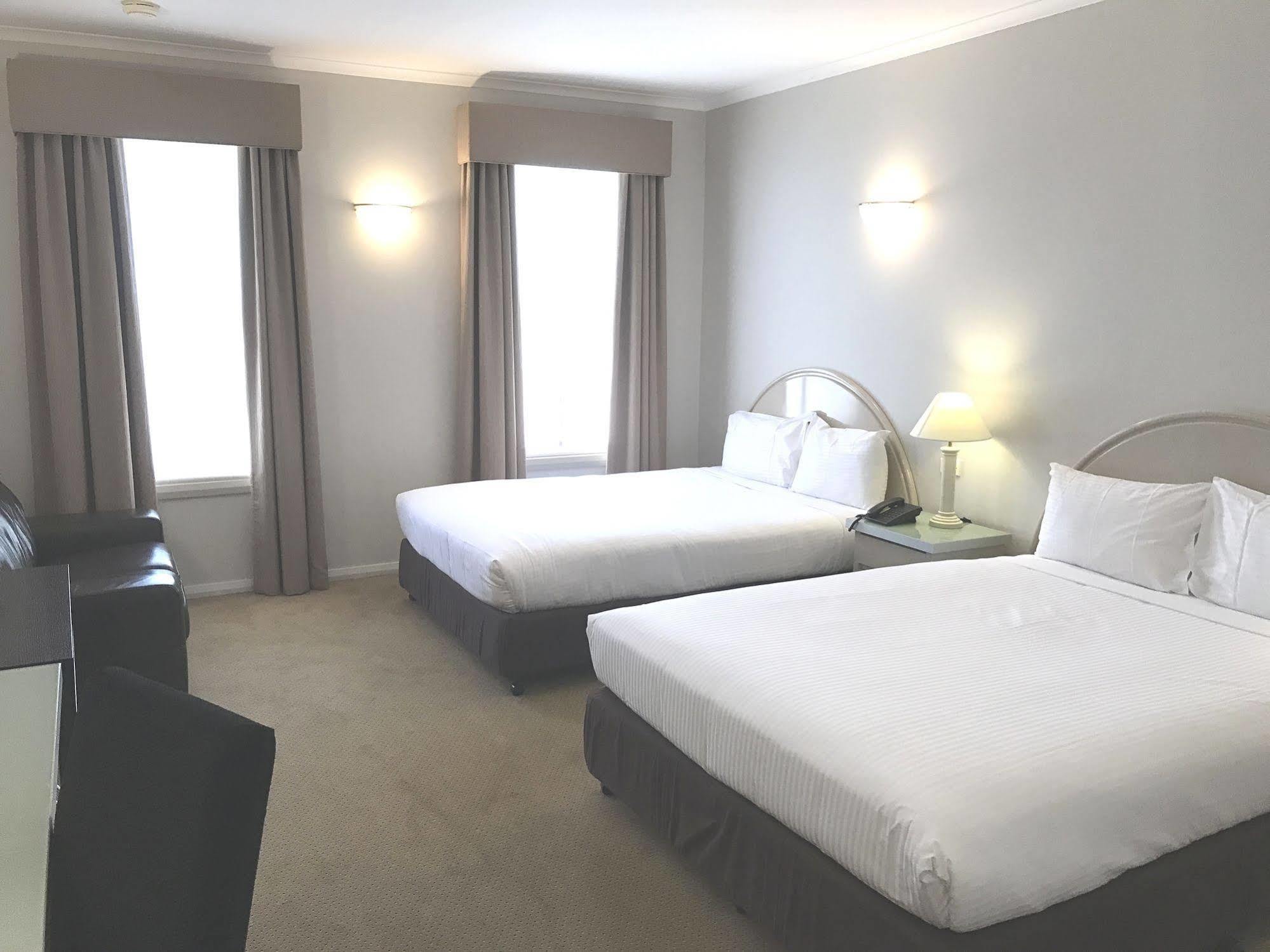 Beau Monde International Hotel Doncaster East Eksteriør billede