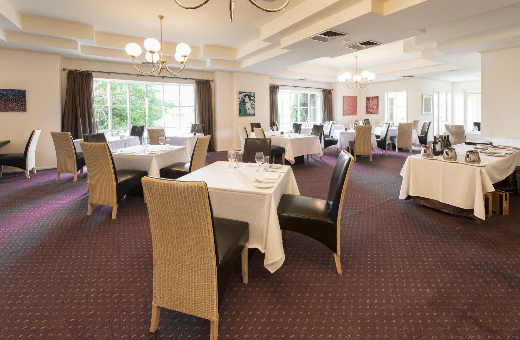 Beau Monde International Hotel Doncaster East Eksteriør billede